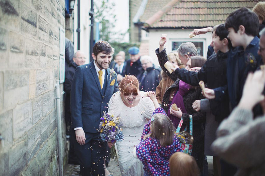 Robin Hoods Bay seaside wedding | Scarborough English seaside | Bride & groom shoot | Natural wedding photography | Vintage bride look