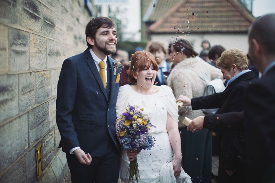 Robin Hoods Bay seaside wedding | Scarborough English seaside | Bride & groom shoot | Natural wedding photography | Vintage bride look