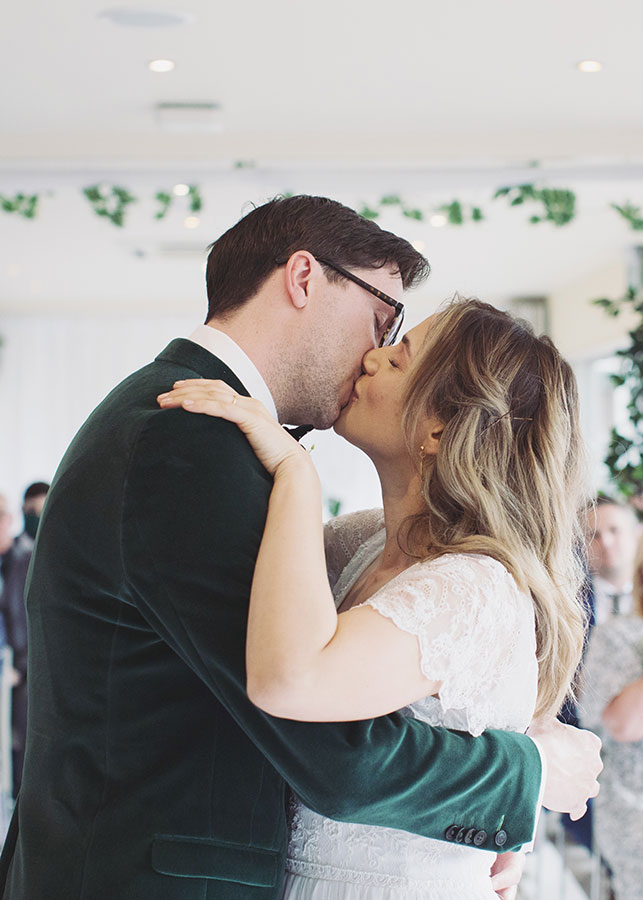 Chester wedding venue | Chester Racecourse wedding photography | Natural wedding photography Chester | Chester wedding photographer |