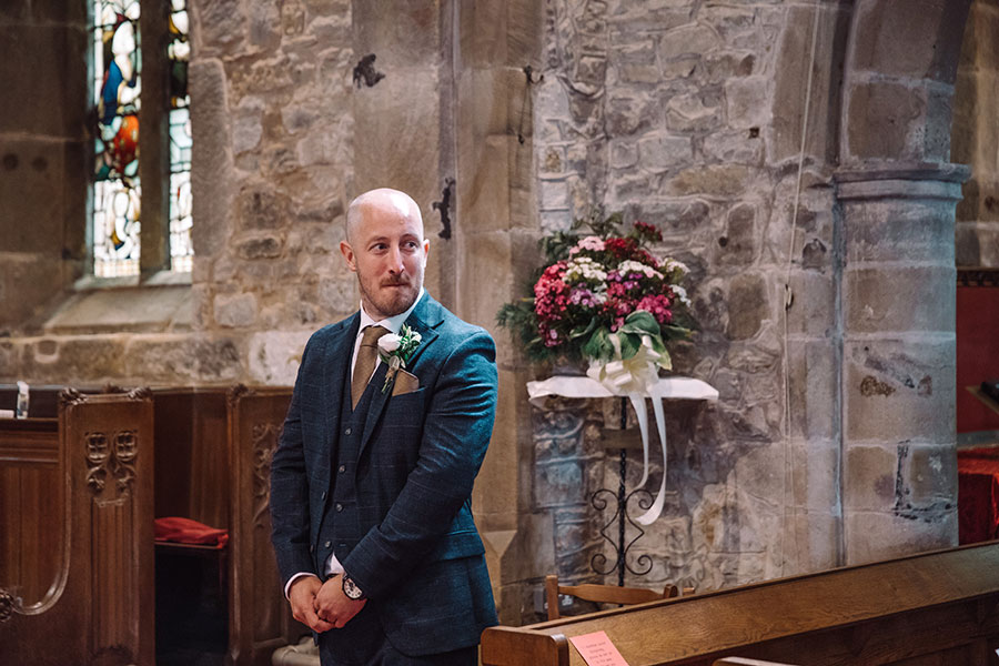 St. Mary's Church wedding Alfreton | Derbyshire countryside wedding venue | Natural wedding photography Derbyshire