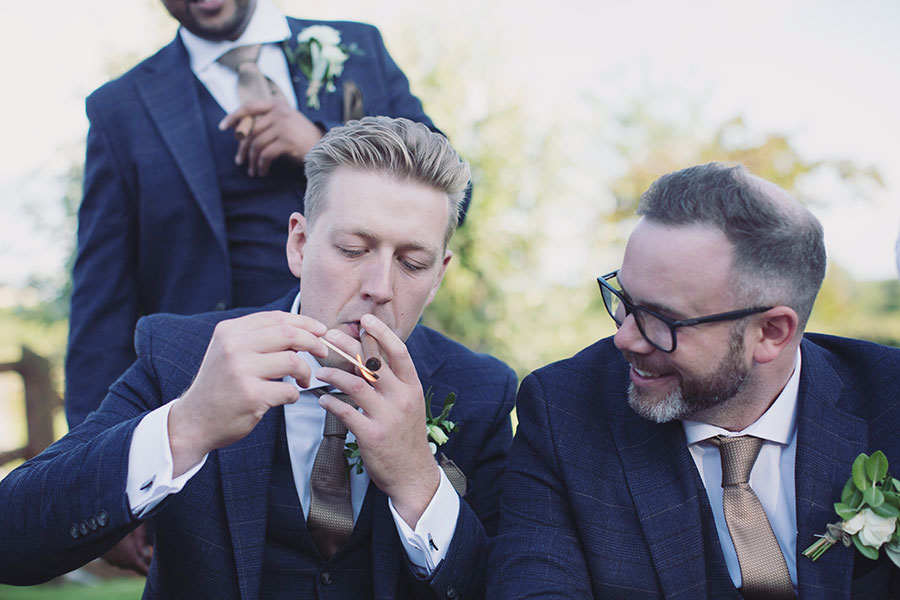 The White Hart Inn wedding | Derbyshire countryside wedding venue | Natural wedding photography Derbyshire