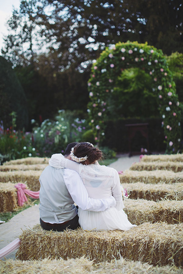 Natural Sheffield Wedding Photography | Sheffield back garden wedding