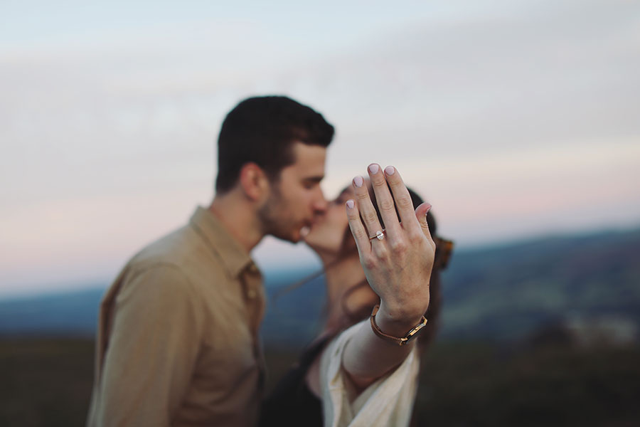 Peak District proposal photoshoot at Curbar Edge
