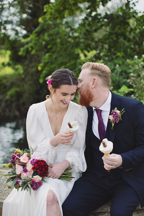 Romantic wedding photography in Stamford capturing natural and timeless moments