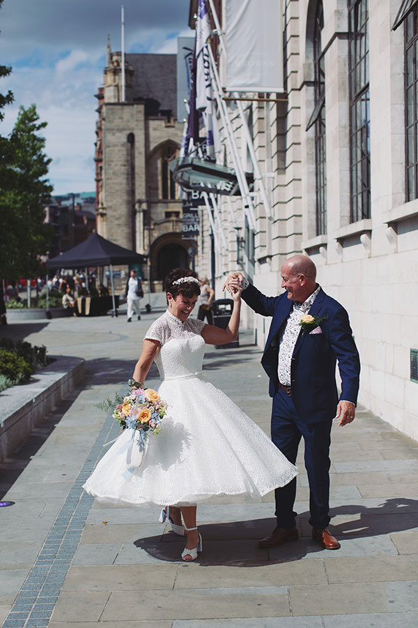 Lisa & Dean ♡ Leeds Civic Hall Wedding 39 Leeds city centre wedding photography elopement photos