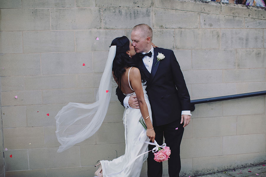 Relaxed wedding portraits of a couple inside Sheffield Town Hall in Sheffield city centre