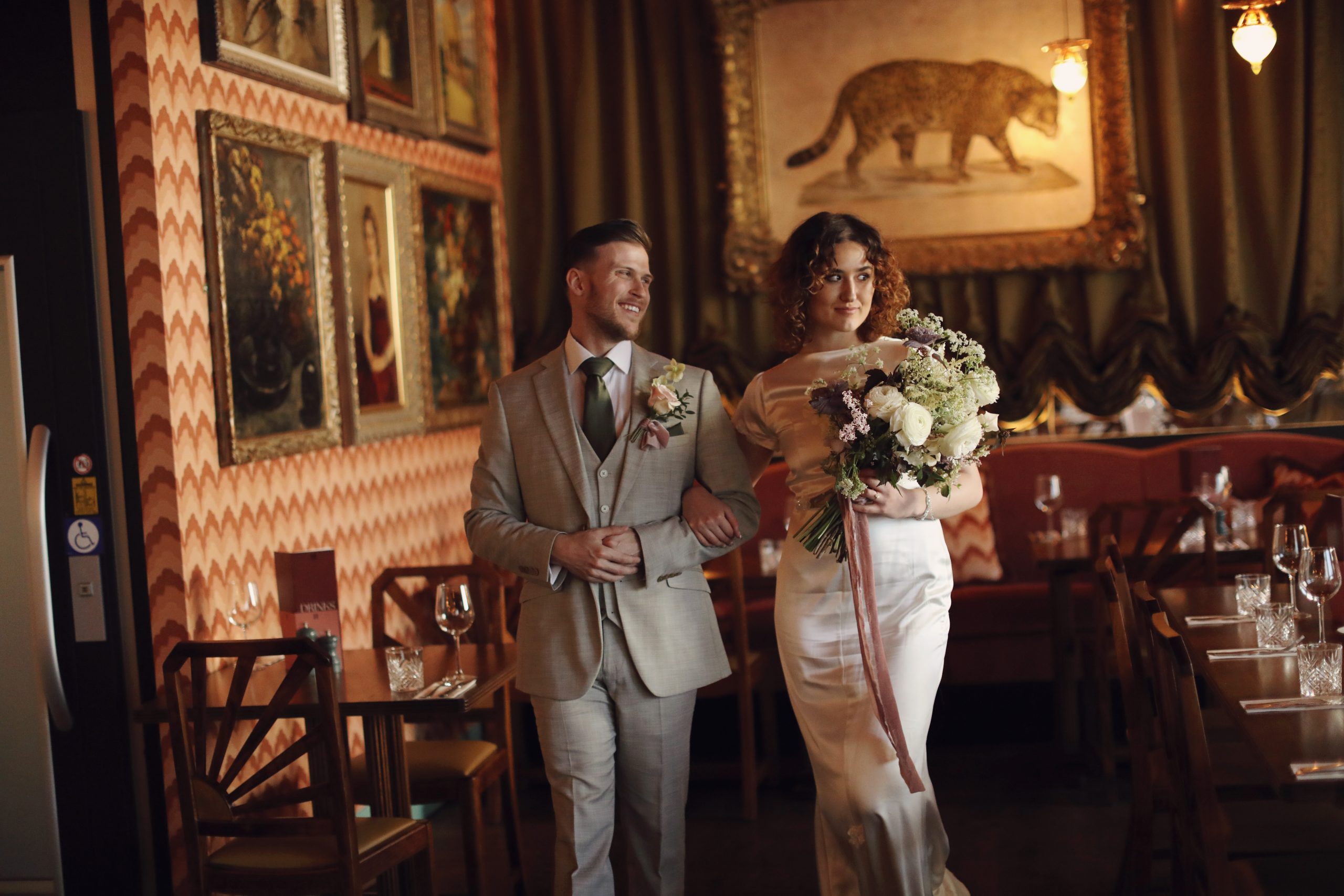 1920s-inspired wedding styling with elegant vintage details.