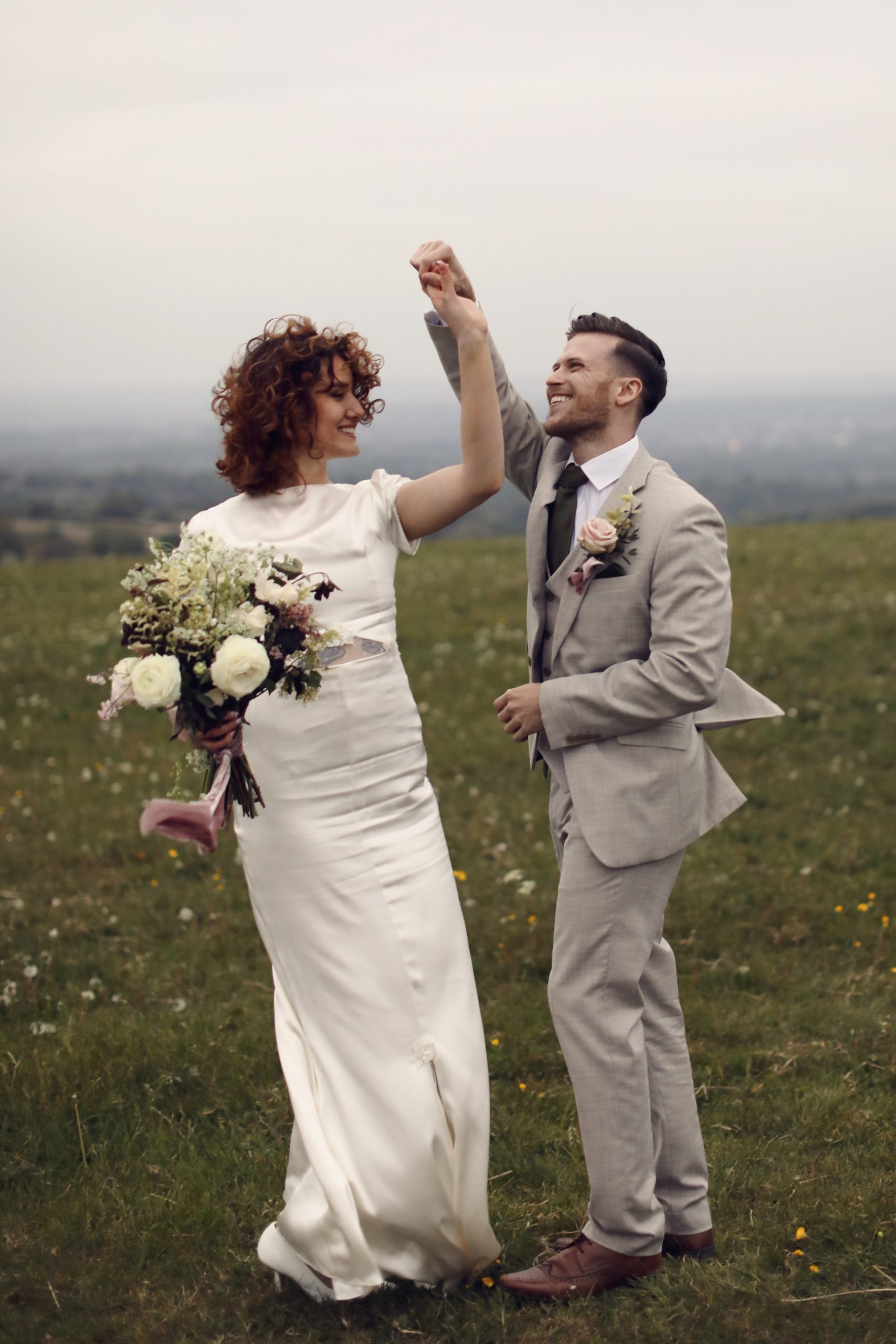 Romantic wedding portraits with soft, natural light.