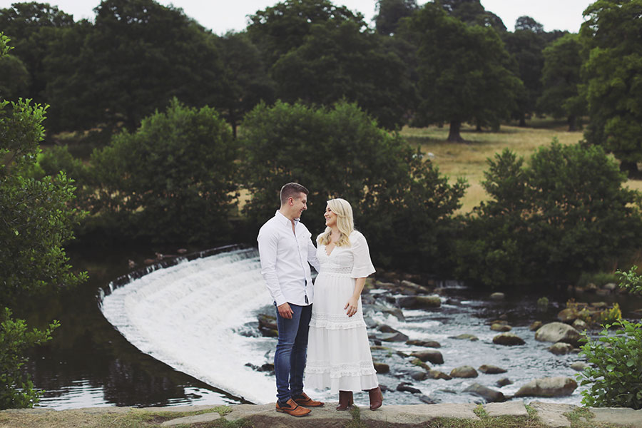 Chatsworth House Proposal Guide 2026: Everything You Need to Know 5 chatsowrth house engagement photo